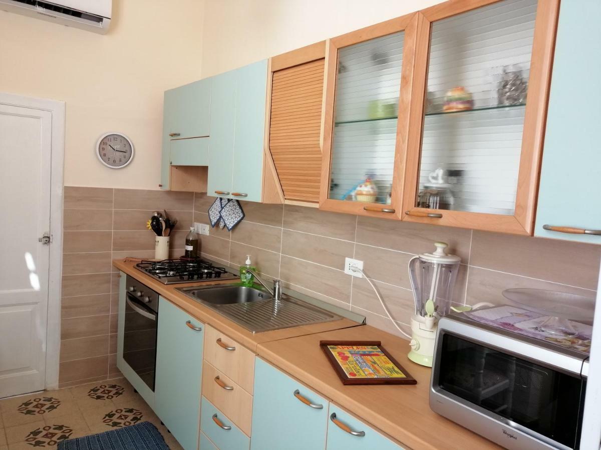 Casa Vacanze Nonna Lina - Trapani Kültér fotó